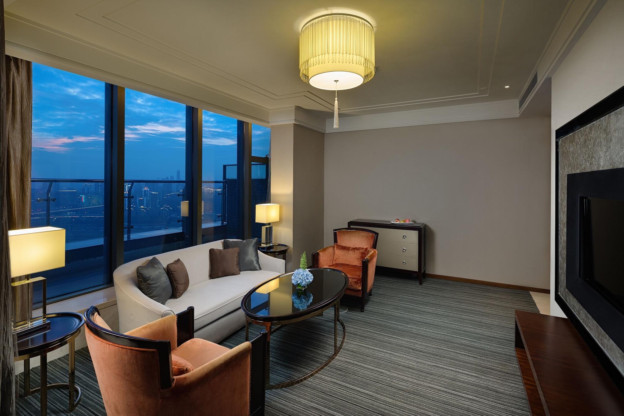 Radisson Blu Plaza Chongqing - Free 2 Bottle Of Local Beer Per Room During Stay Dış mekan fotoğraf